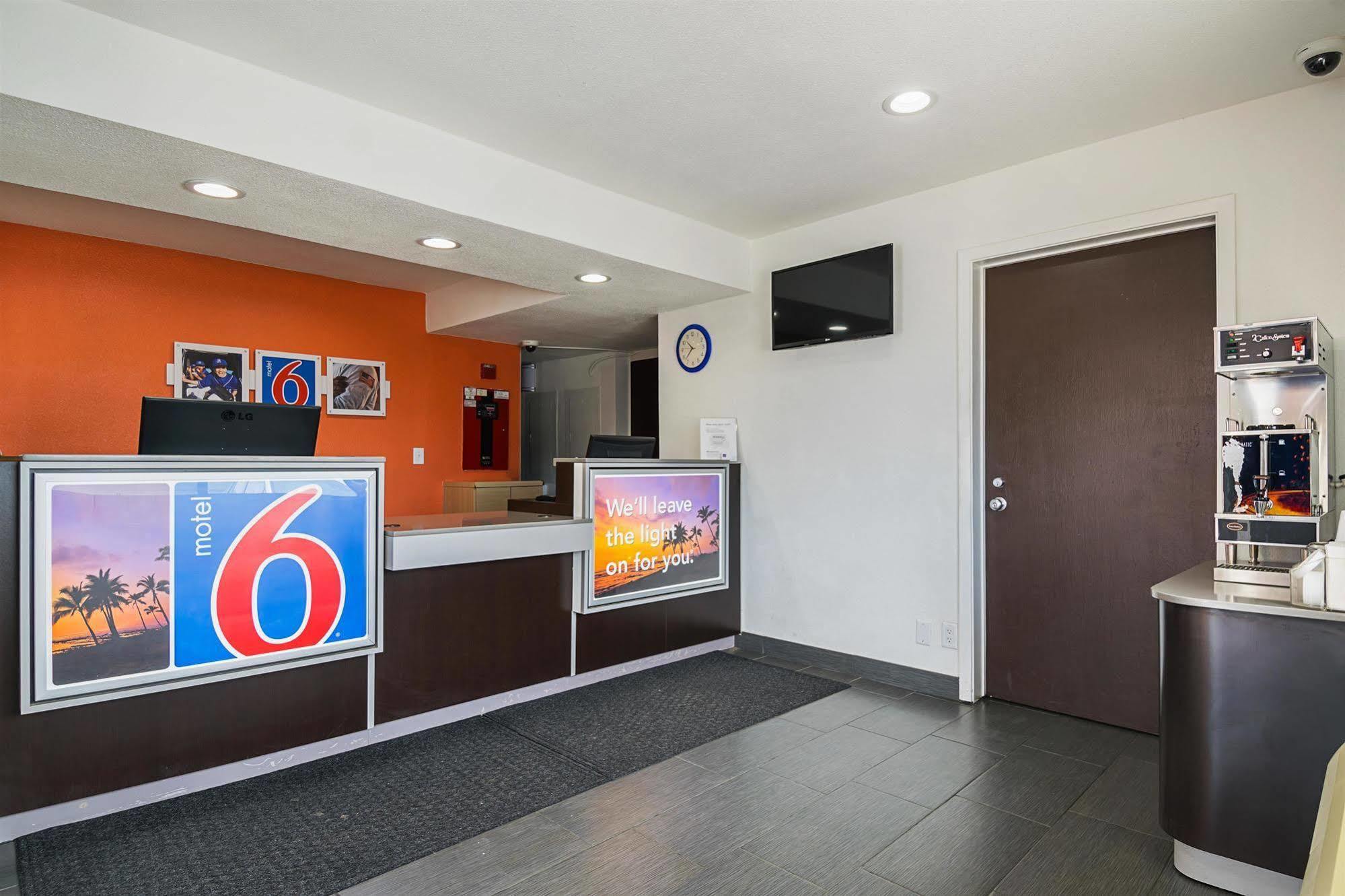 Motel 6 Lost Hills / Buttonwillow Racetrack المظهر الخارجي الصورة